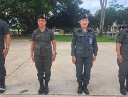 เข้าแถวเคารพธงชาติ  กล่าวคำสัตย์ปฏิญาณ  ตรวจยอดกำลังพล ตรวจเครื่องแบบและทรงผม พร้อมชี้แจงหัวข้อราชการ